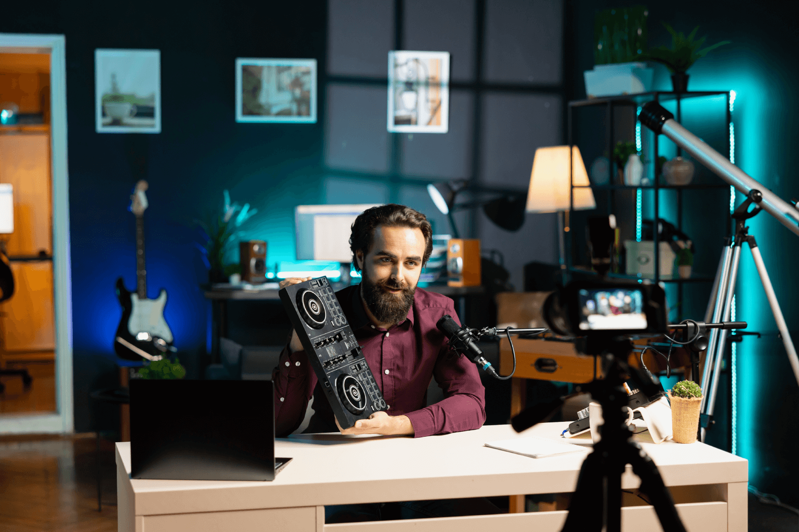 Pulse Creatives hero 4